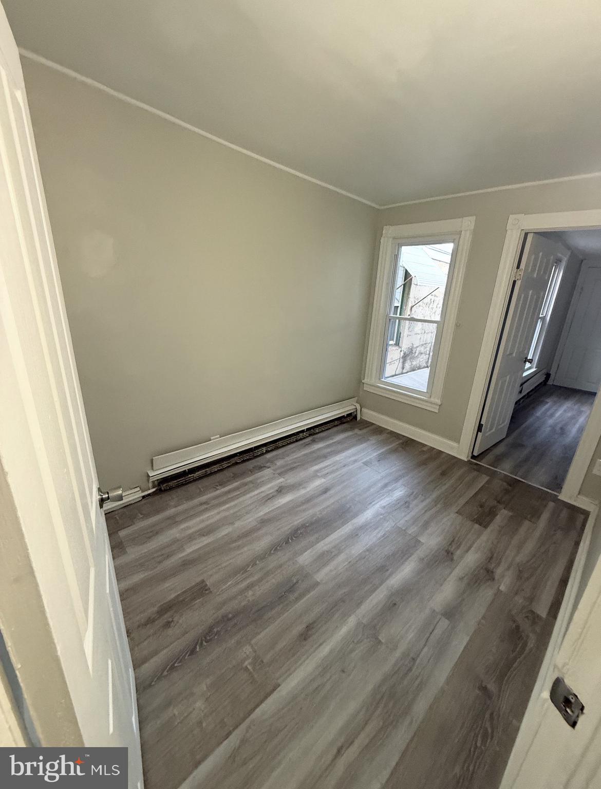 633 Clinton Street Reading, PA 19601 - Photo 5 of 7