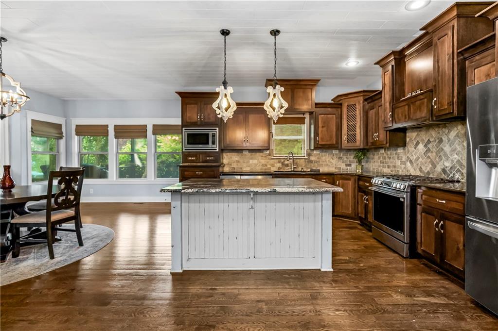 4527 Verona Drive Riverside, MO 64150 - Photo 10 of 35