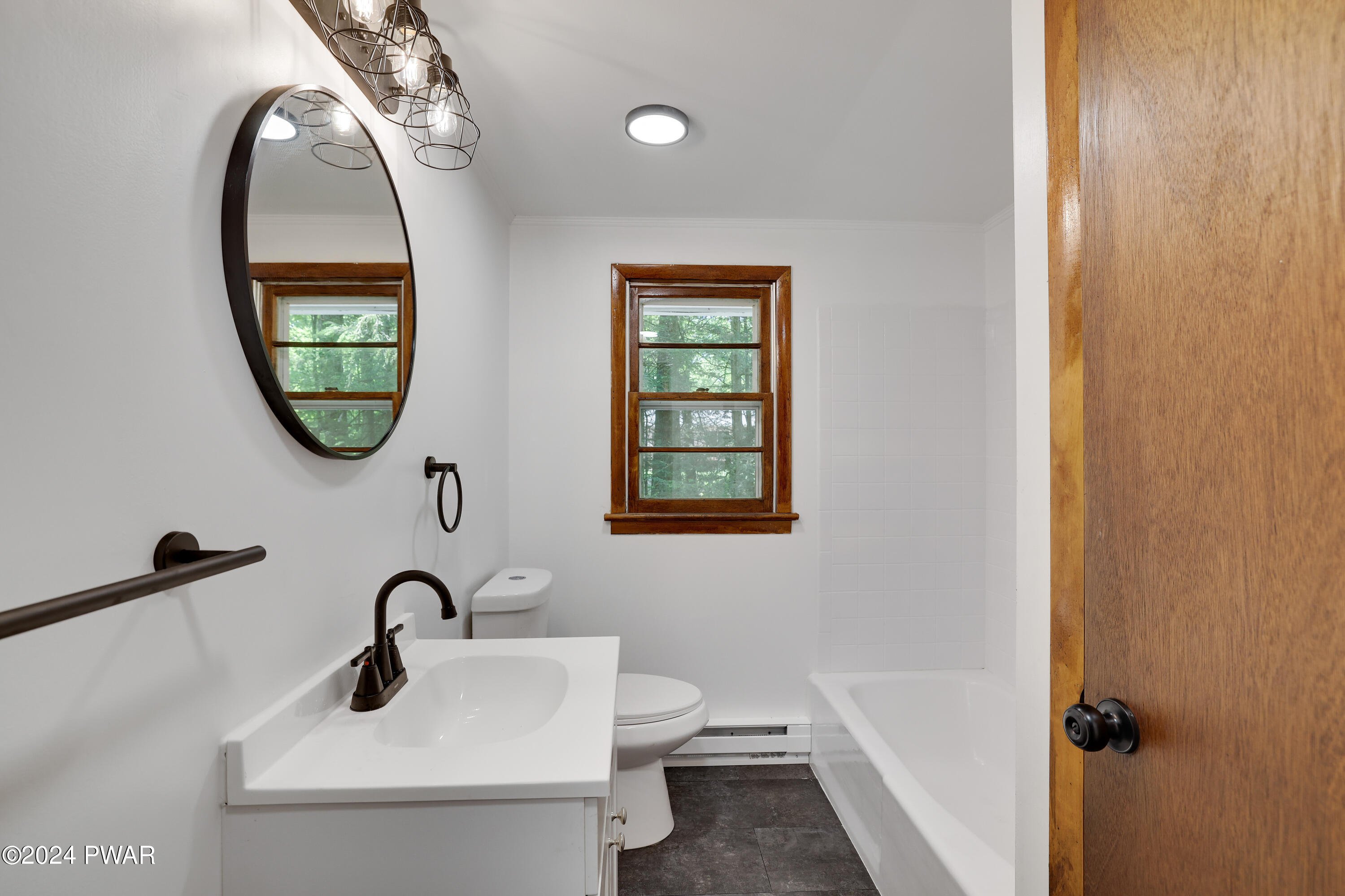 256 Wynding Way Bushkill, PA 18324 - Photo 14 of 32