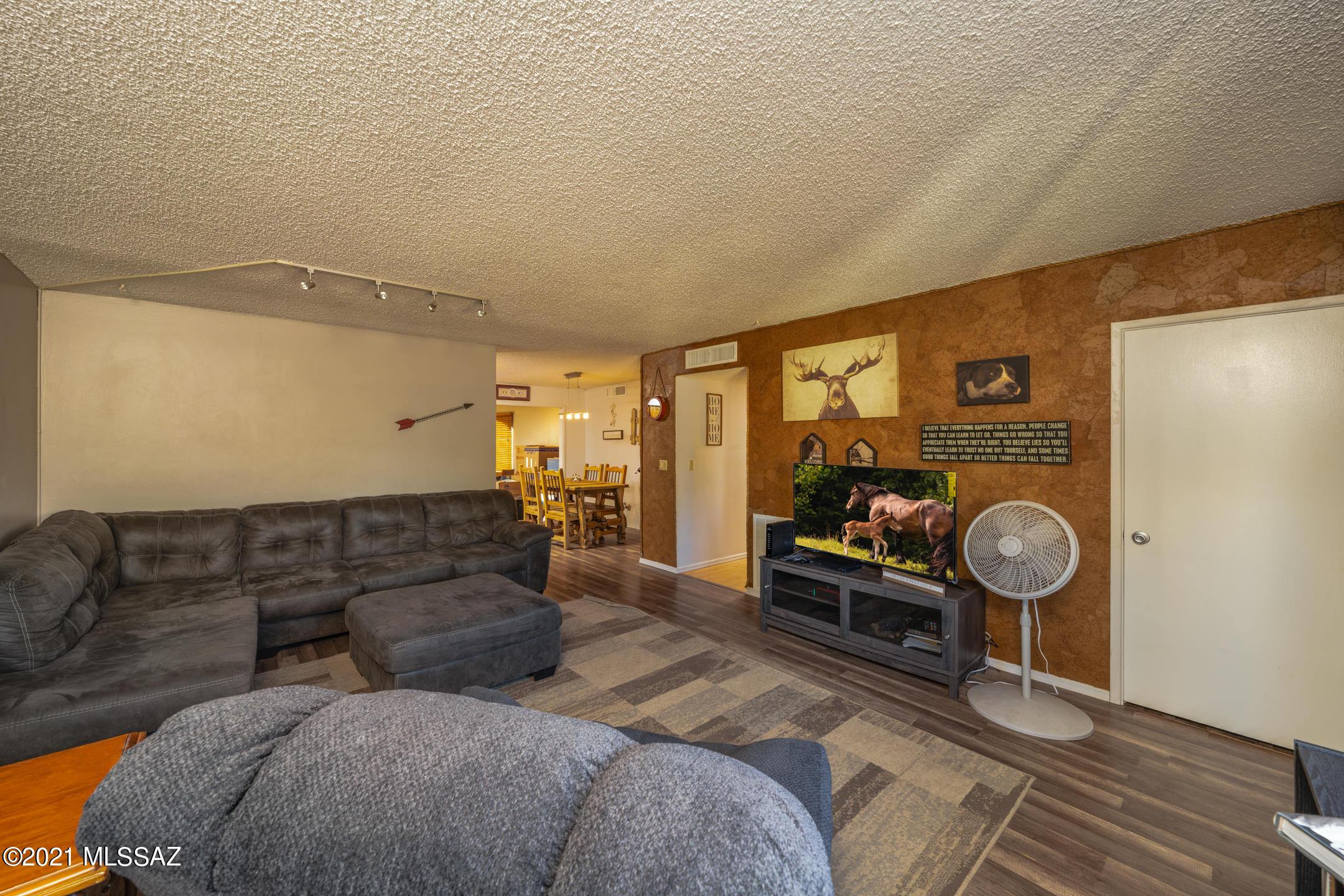 9500 East Stella Road Tucson, AZ 85730 - Photo 4 of 20 Gallery Image 4