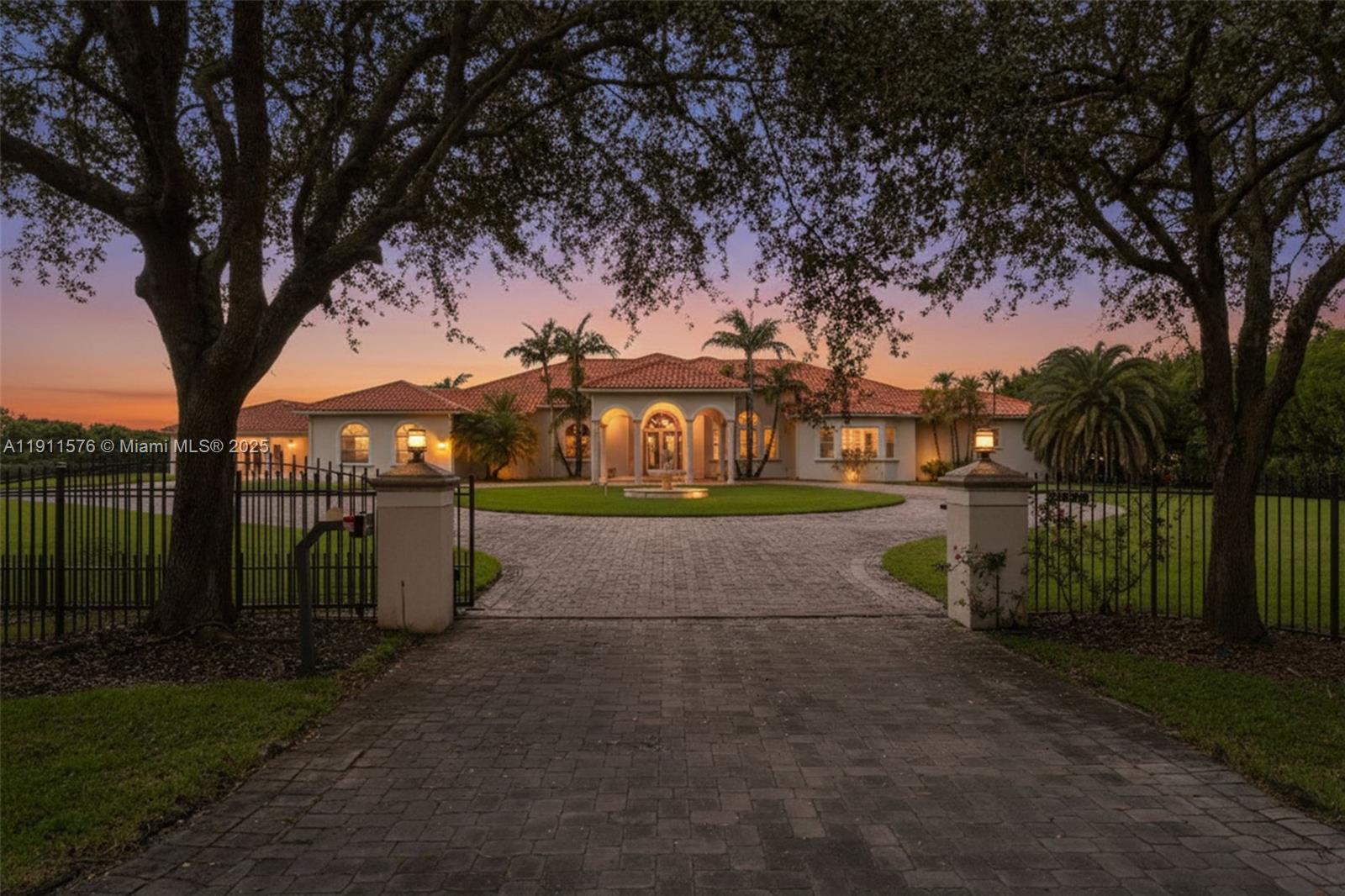 15050 Southwest 179th Avenue Miami, FL 33196 - Photo 2 of 46 a view of park with large trees