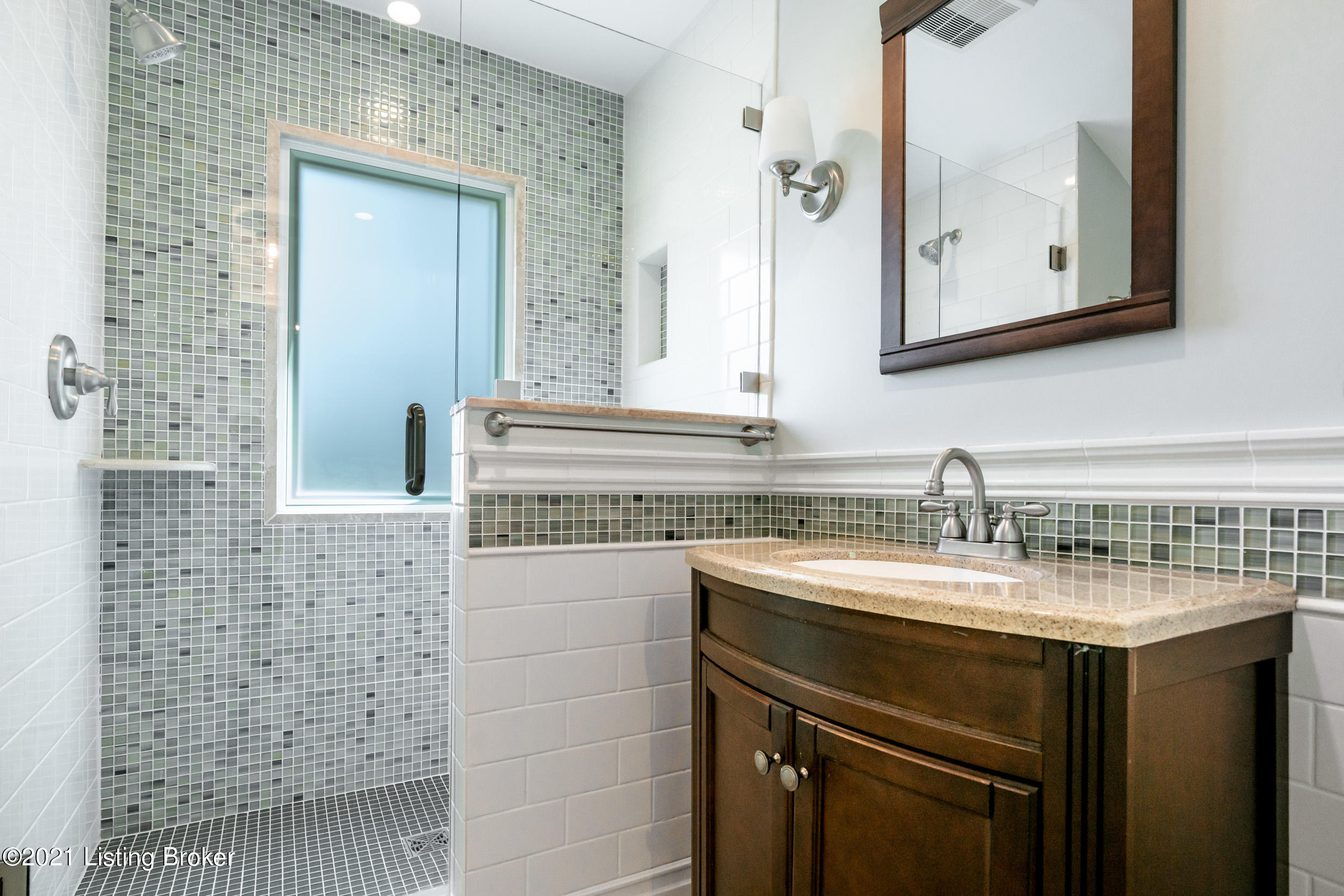 3909 Springhill Road Louisville, KY 40207 - Photo 22 of 32 3909 Springhill Rd-20
