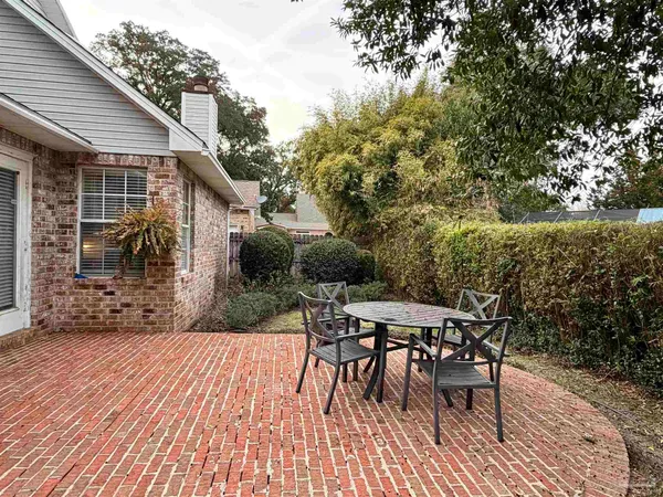 $449,900 | 3110 Leesburg Square, Pensacola, FL 32504