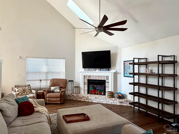 $449,900 | 3110 Leesburg Square, Pensacola, FL 32504