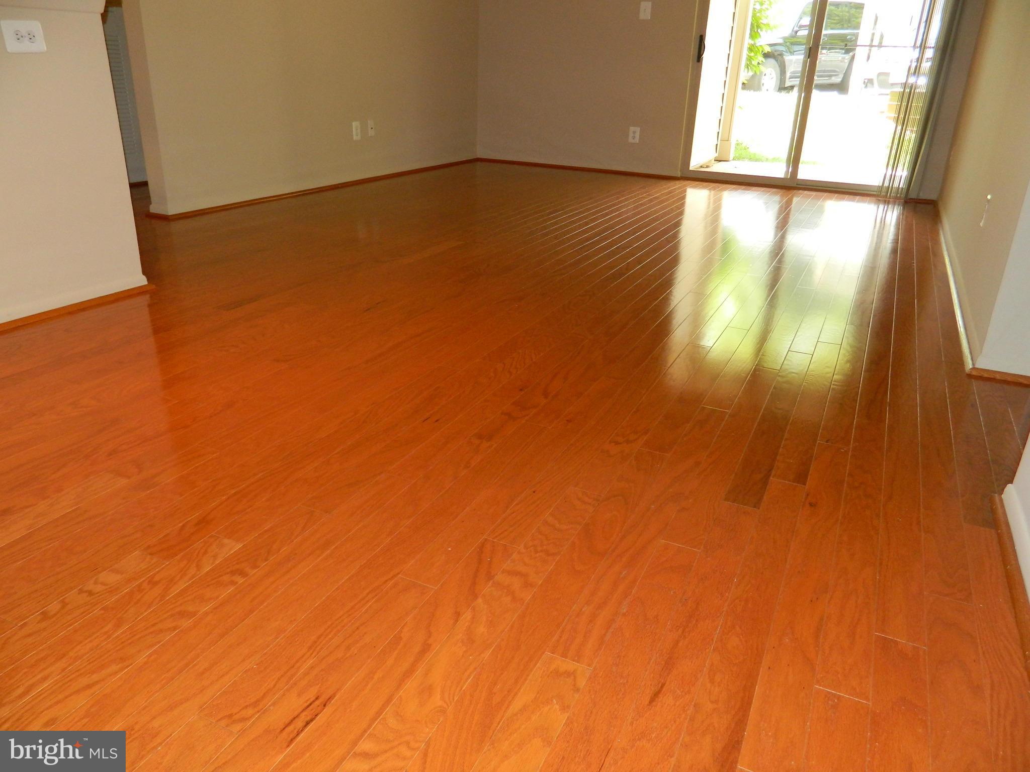 1703 Ascot Way, Unit A Reston, VA 20190 - Photo 14 of 30 Living Room