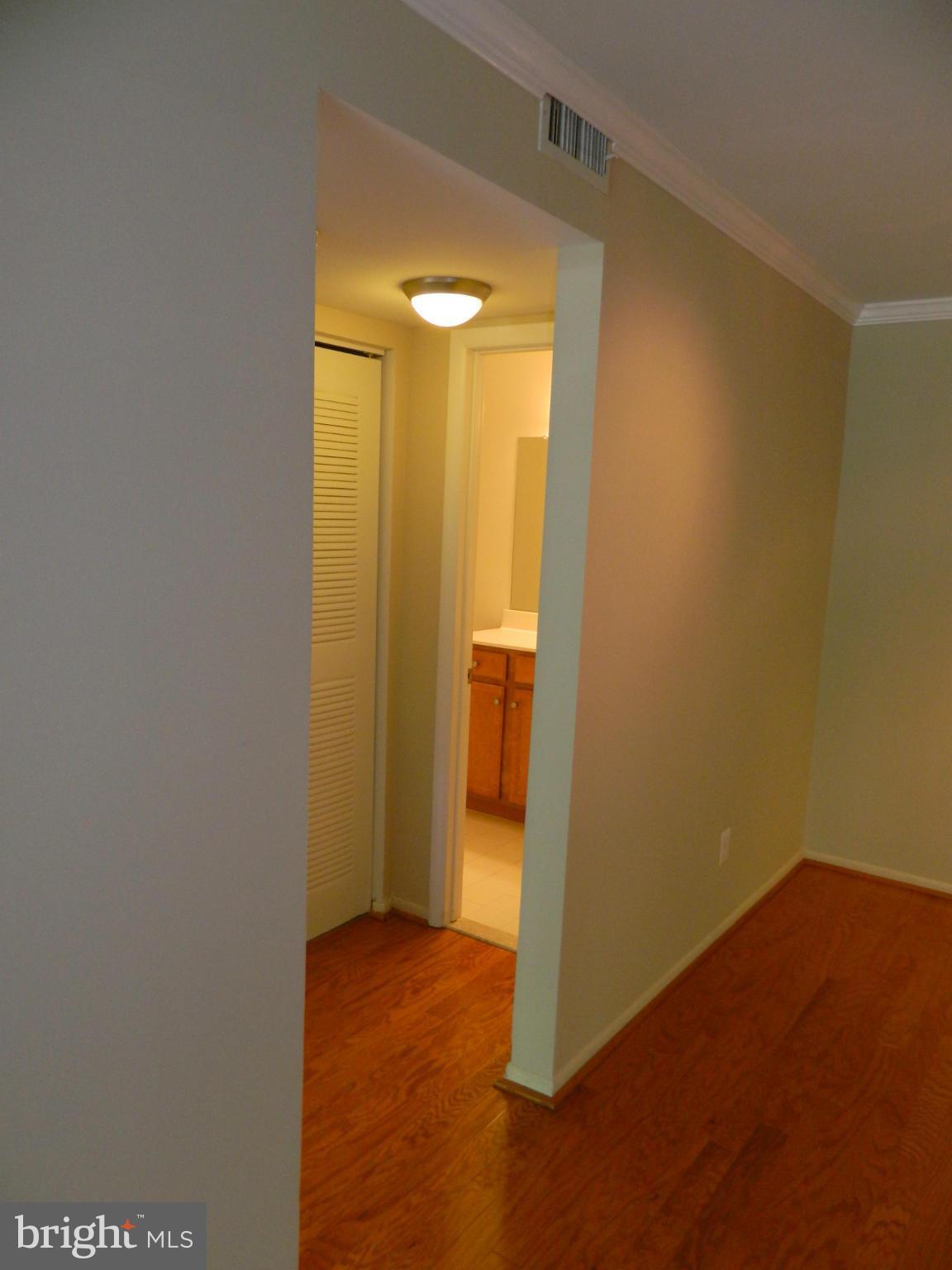1703 Ascot Way, Unit A Reston, VA 20190 - Photo 17 of 30 Interior (General)