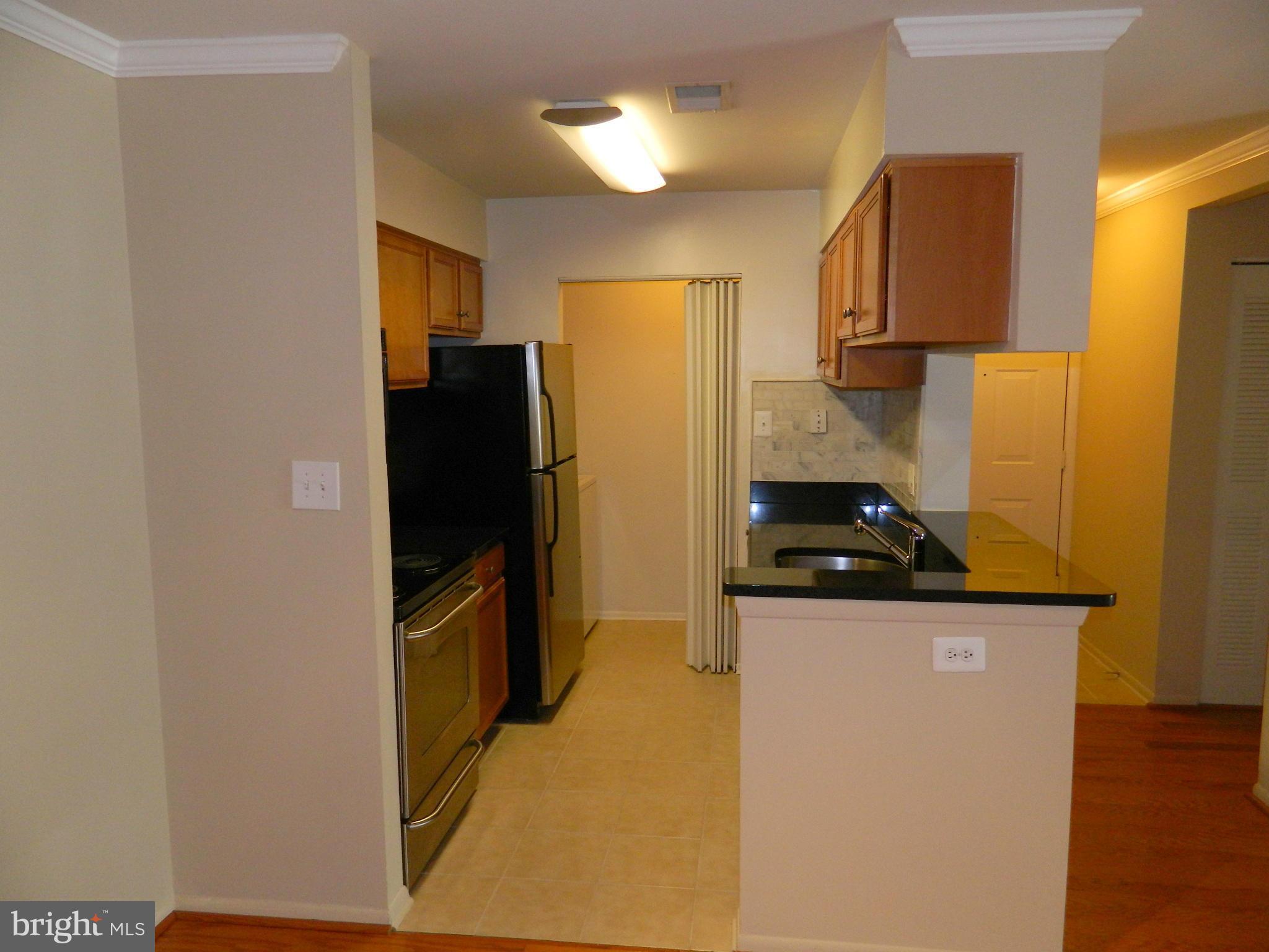 1703 Ascot Way, Unit A Reston, VA 20190 - Photo 4 of 30 Kitchen