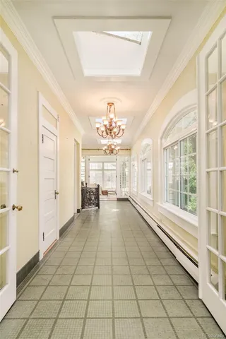 a bathroom with a toilet