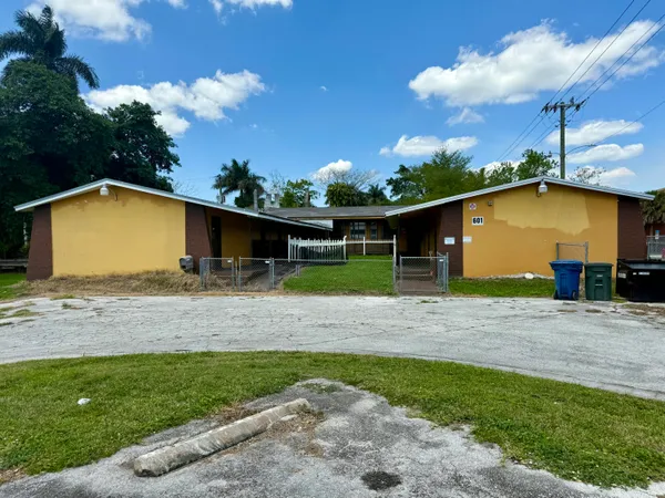 $330,000 | 601 West Canal Street North, Belle Glade, FL 33430