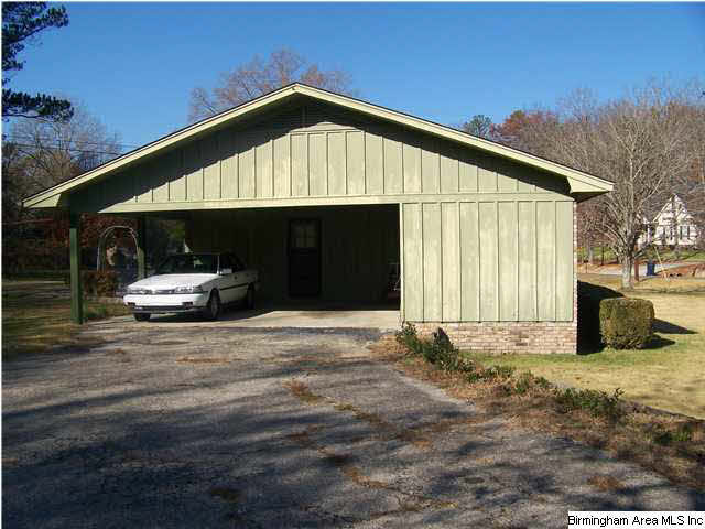 17 Owen Street Oneonta, AL 35121 - Photo 3 of 17