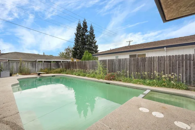 $599,950 | 306 Shady Acres Drive, Lodi, CA 95242