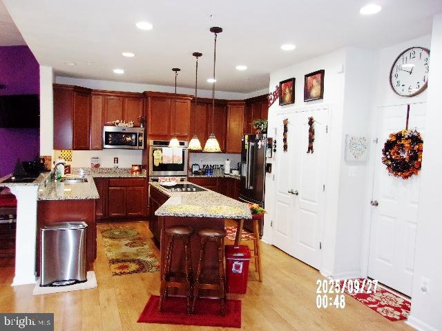 11612 Neon Road Fort Washington, MD 20744 - Photo 14 of 75 Upgraded Kitchen Center Island and Recessed Lights
