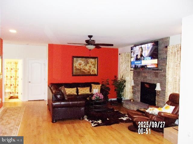 11612 Neon Road Fort Washington, MD 20744 - Photo 16 of 75 Family Room