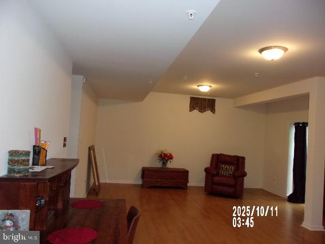 11612 Neon Road Fort Washington, MD 20744 - Photo 53 of 75 a bed room with furniture and a lamp