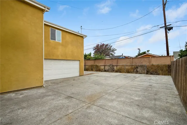 $1,088,000 | 1783 East Imperial Highway, Los Angeles, CA 90059