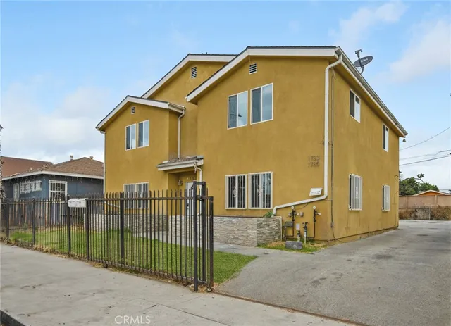 $1,088,000 | 1783 East Imperial Highway, Los Angeles, CA 90059
