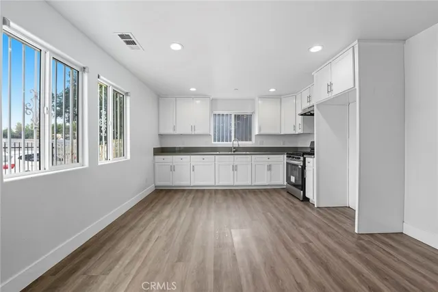 $1,088,000 | 1783 East Imperial Highway, Los Angeles, CA 90059