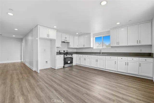 $1,088,000 | 1783 East Imperial Highway, Los Angeles, CA 90059