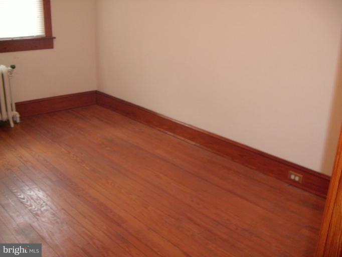 4915 Ross Road Baltimore, MD 21214 - Photo 11 of 27 Interior (General)