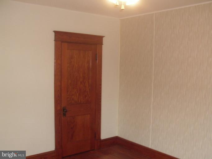 4915 Ross Road Baltimore, MD 21214 - Photo 17 of 27 Interior (General)
