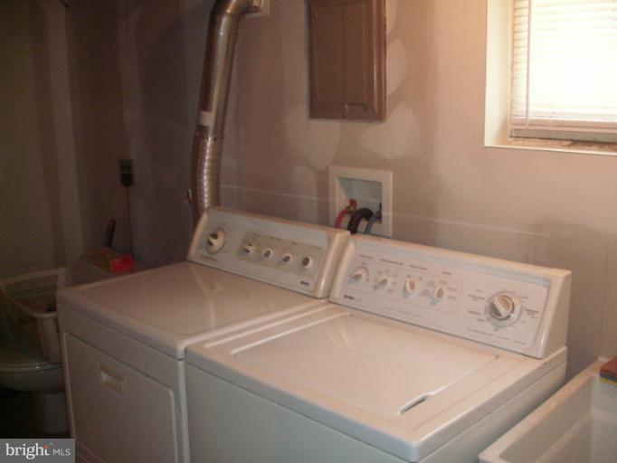 4915 Ross Road Baltimore, MD 21214 - Photo 22 of 27 Interior (General)