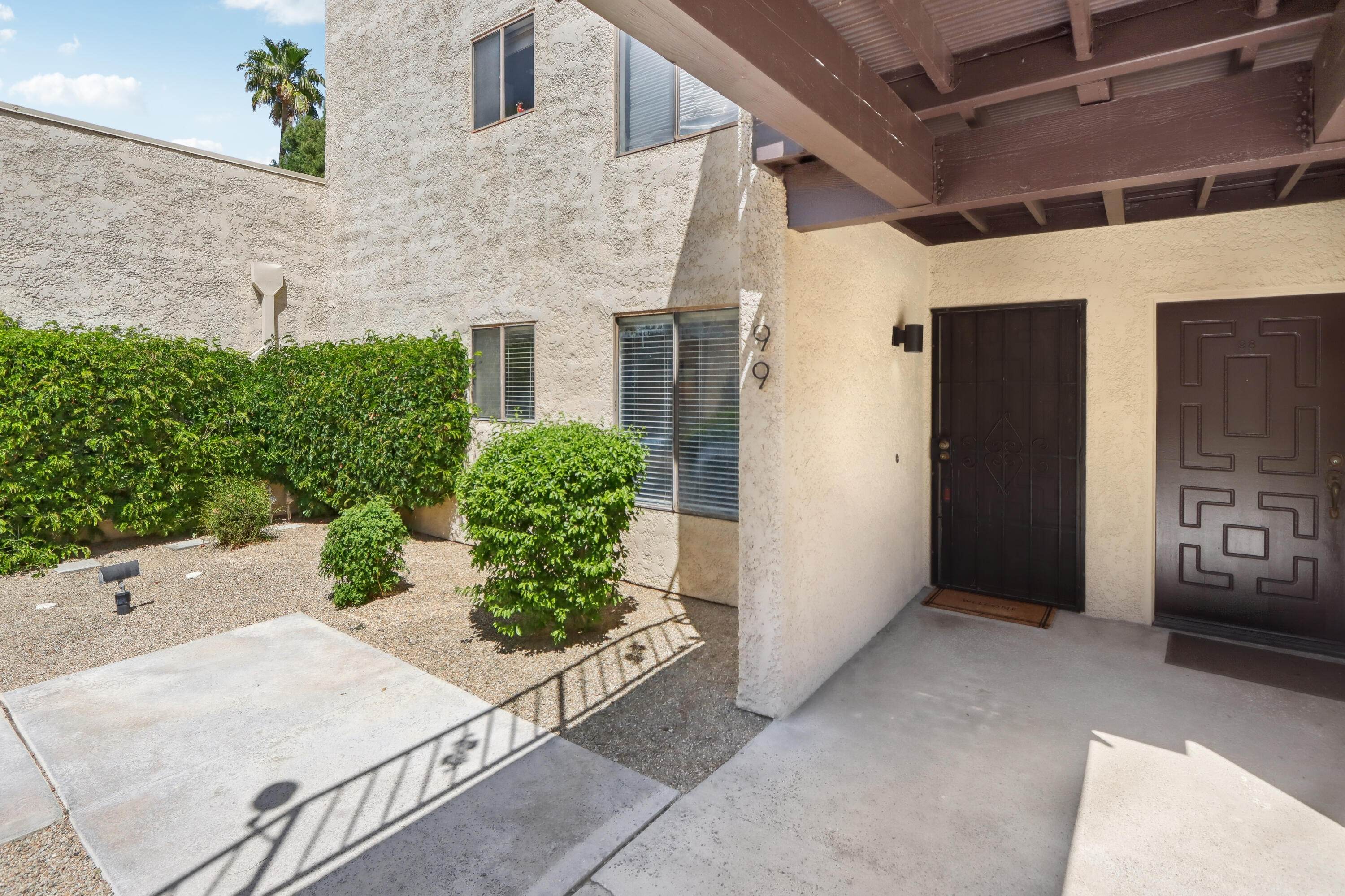 340 East San Jose Road, Unit 99 Palm Springs, CA 92264 - Photo 2 of 26 front view of a house