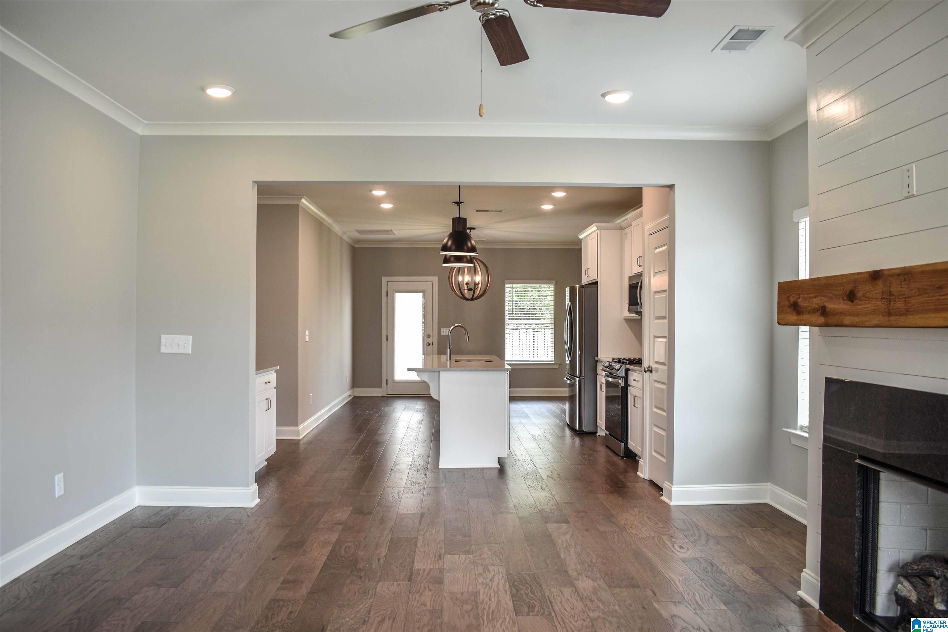 1118 Camellia Ridge Drive Pelham, AL 35124 - Photo 7 of 50