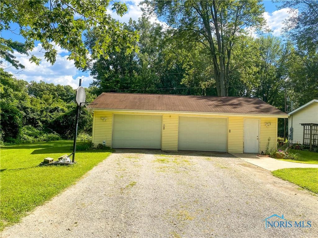 5305 State Line Road Sylvania, OH 43560 - Photo 3 of 50 Gallery Image 3