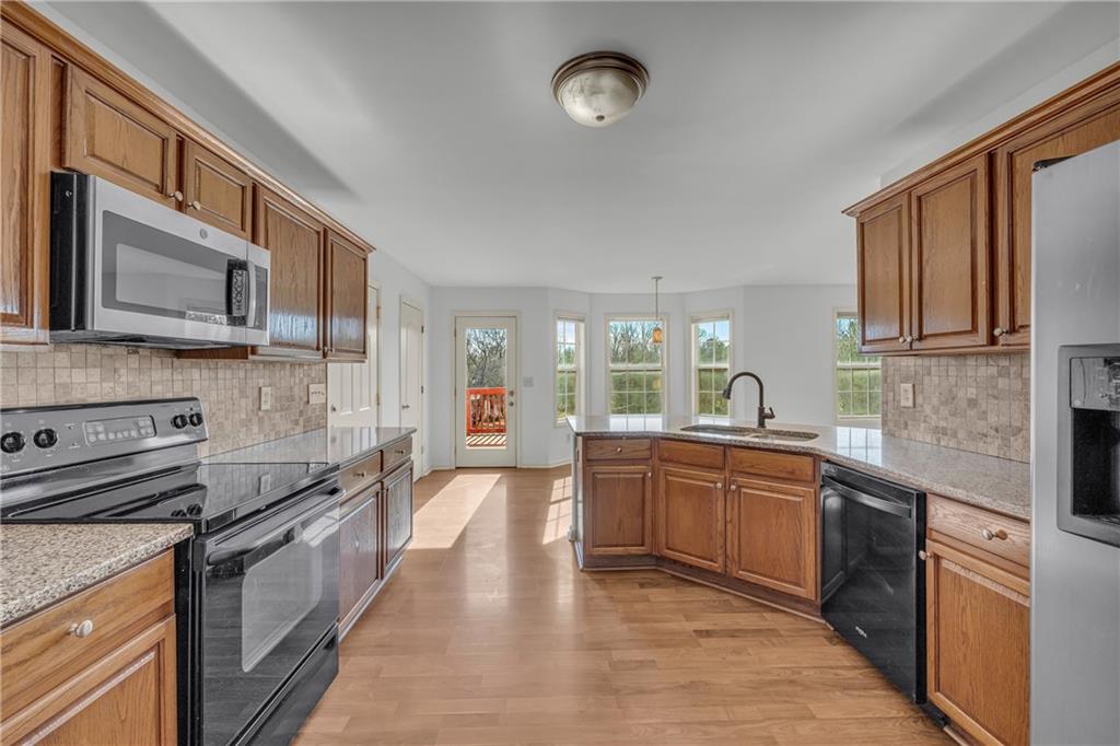 176 Market Way Jefferson, GA 30549 - Photo 11 of 51