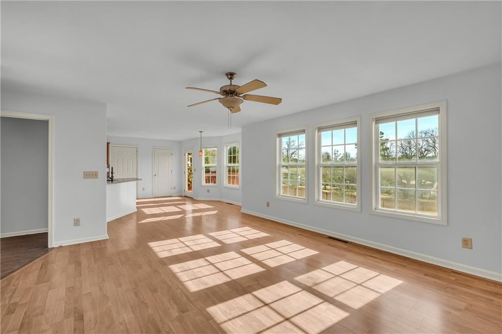 176 Market Way Jefferson, GA 30549 - Photo 17 of 51