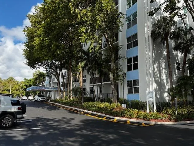 a view of a fireplace