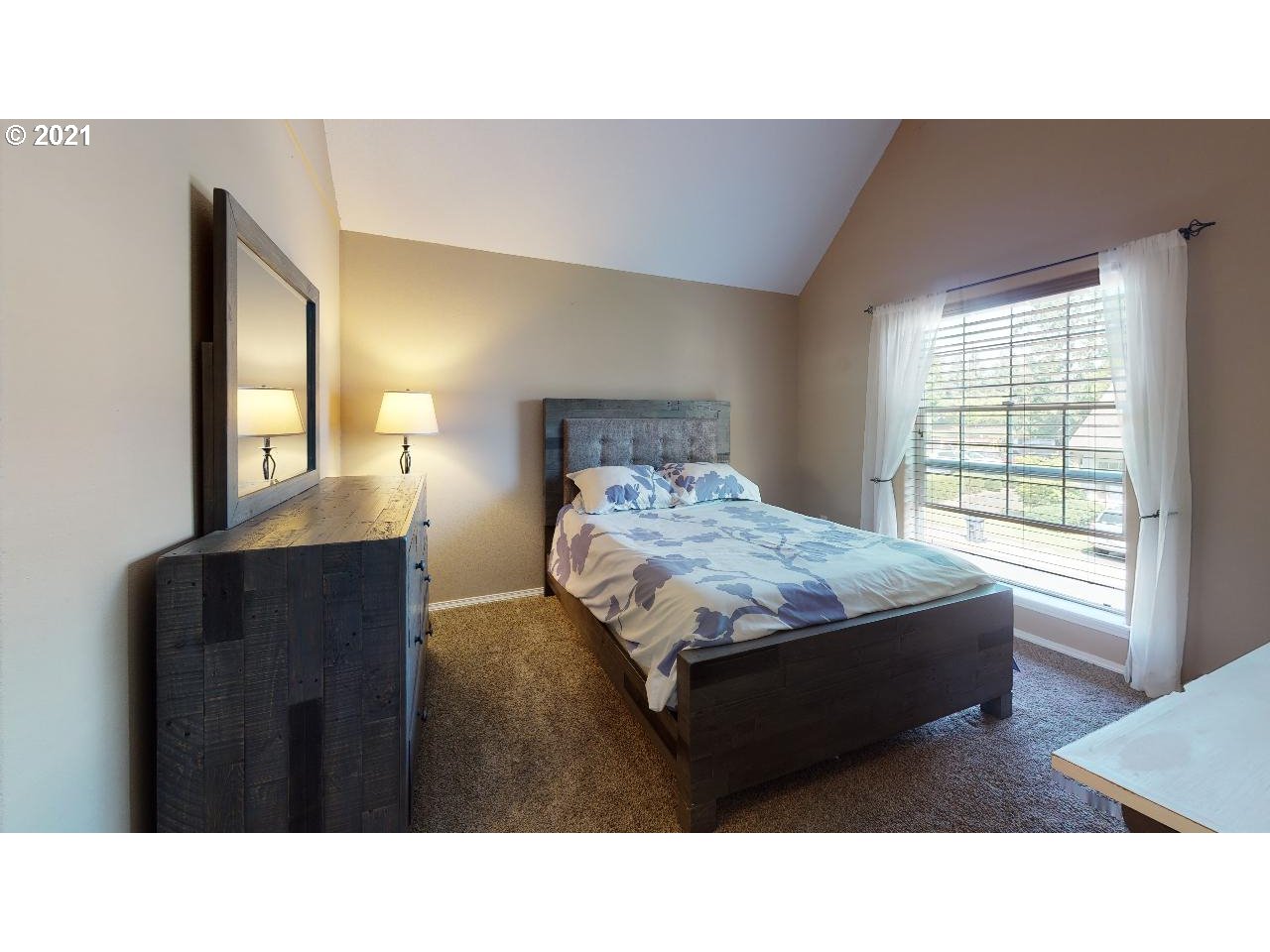 22060 Southwest Grahams Ferry Road, Unit C Tualatin, OR 97062 - Photo 12 of 16 Gallery Image 12
