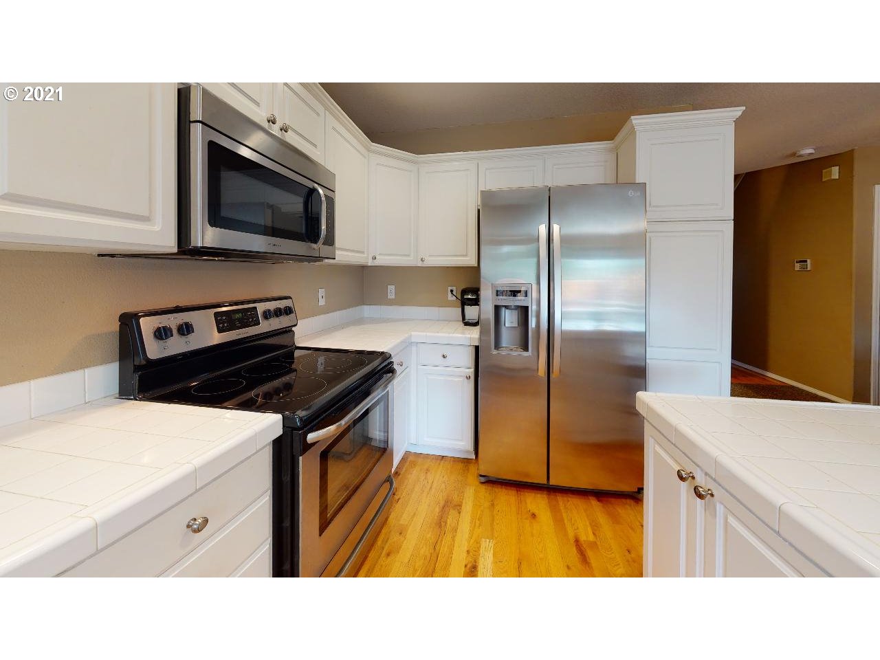 22060 Southwest Grahams Ferry Road, Unit C Tualatin, OR 97062 - Photo 7 of 16 Gallery Image 7