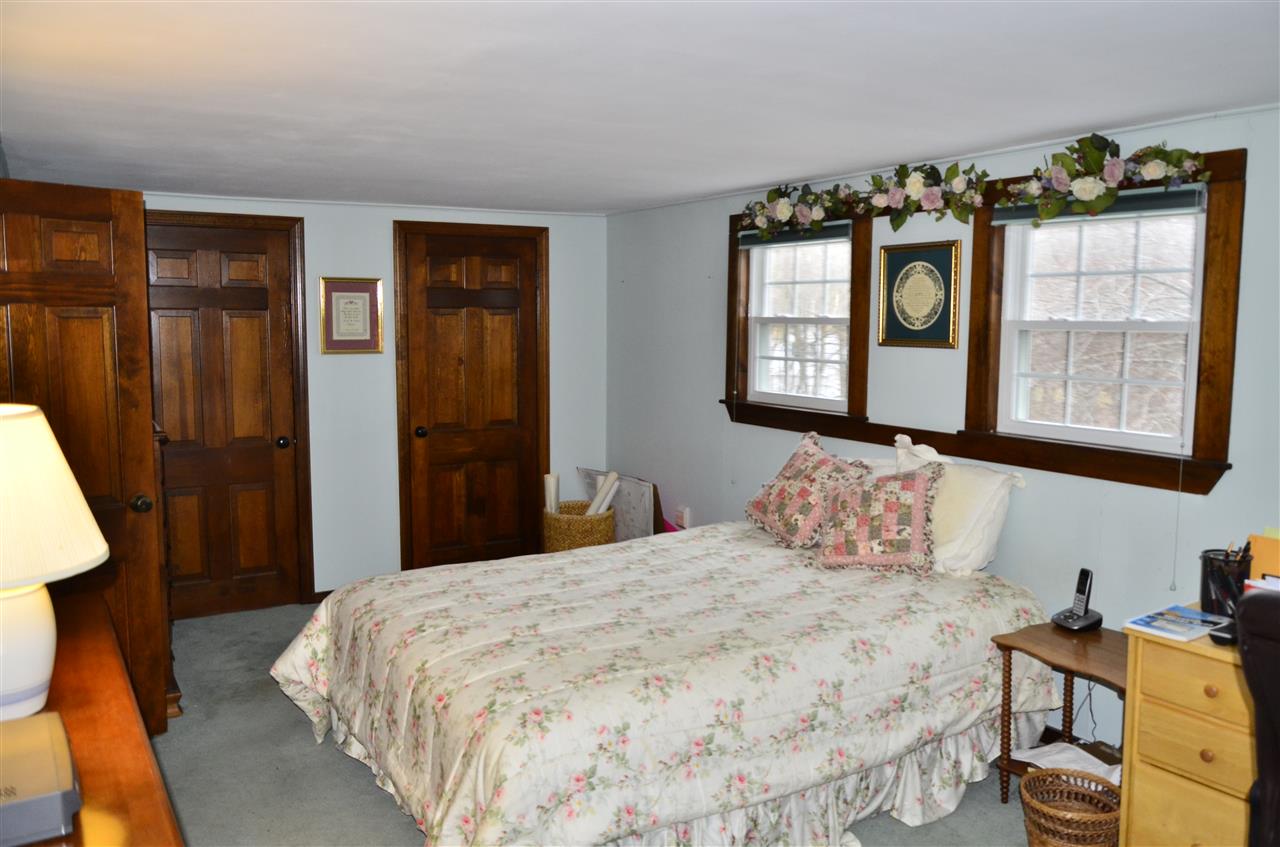 4 Hadley Road Newton, NH 03858 - Photo 14 of 20