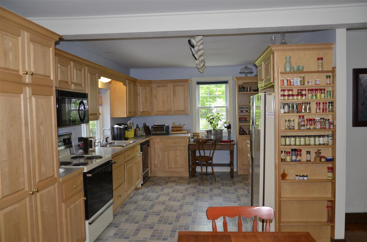 4 Hadley Road Newton, NH 03858 - Photo 5 of 20