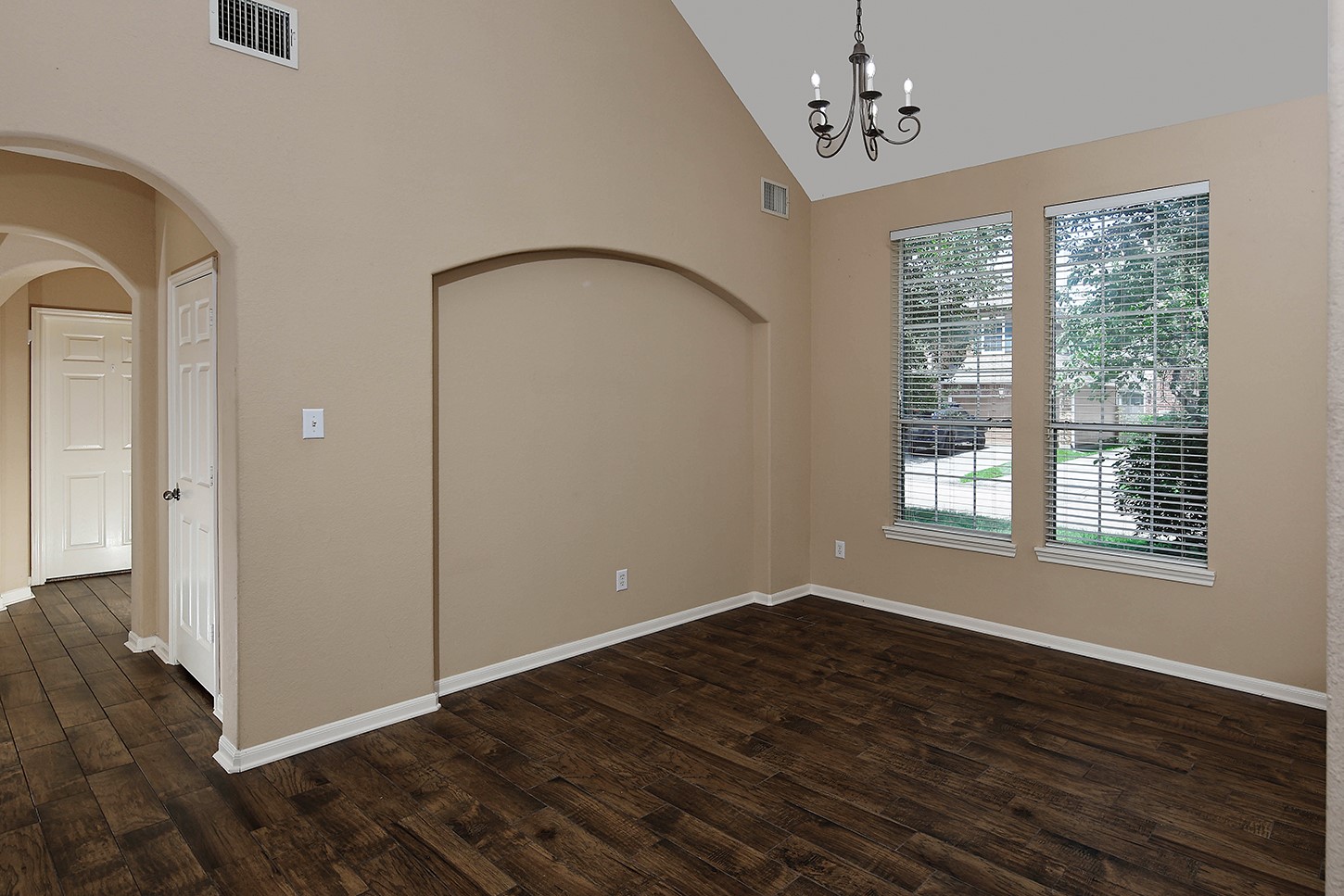 19 Patina Pines Place Spring, TX 77381 - Photo 8 of 27