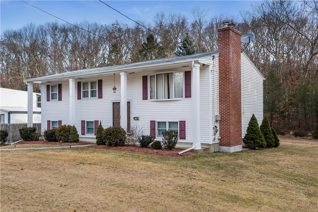 175 Old County Road Smithfield, RI 02917 - Photo 2 of 19 Gallery Image 2