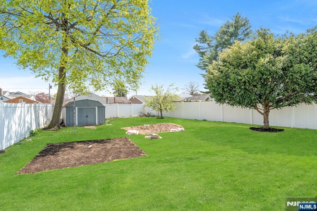 191 Howard Avenue Rochelle Park, NJ 07662 - Photo 3 of 15