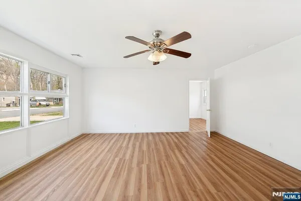$3,500 | 191 Howard Avenue, Rochelle Park, NJ 07662