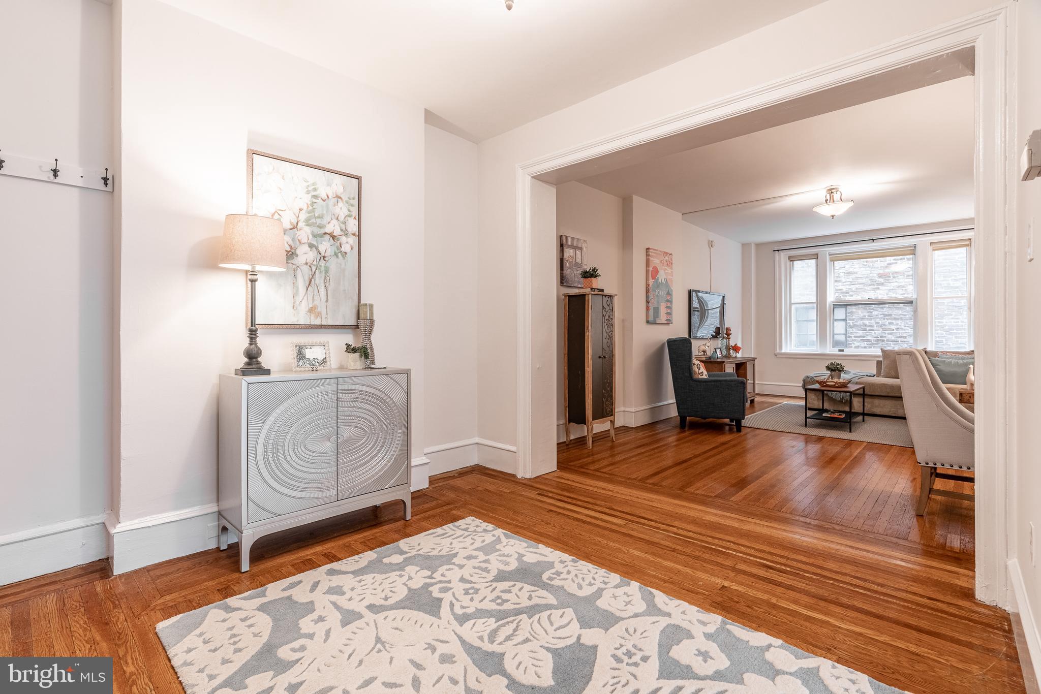2201 Chestnut Street, Unit 204 Philadelphia, PA 19103 - Photo 5 of 24 Foyer