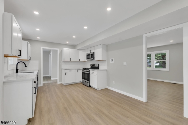 6 Mitchell Road Parsippany, NJ 07054 - Photo 15 of 29 Gallery Image 15