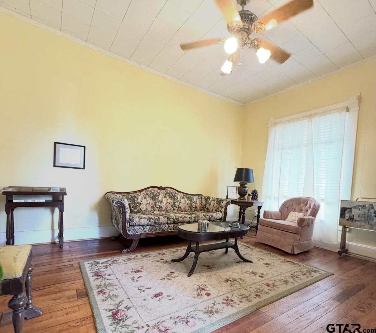 202 Graham Street Mineola, TX 75773 - Photo 6 of 28