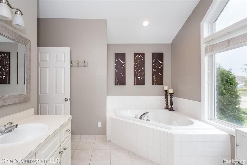 49374 Monte Road Chesterfield, MI 48047 - Photo 28 of 51