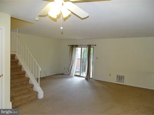 $2,695 | 572 Adams Court, Holland, PA 18966