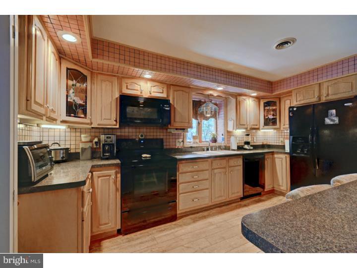 845 Deacon Road Hainesport, NJ 08036 - Photo 11 of 23 Gallery Image 11
