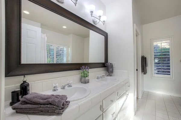 $1,099,000 | 31220 Aquaduct Road, Bonsall, CA 92003