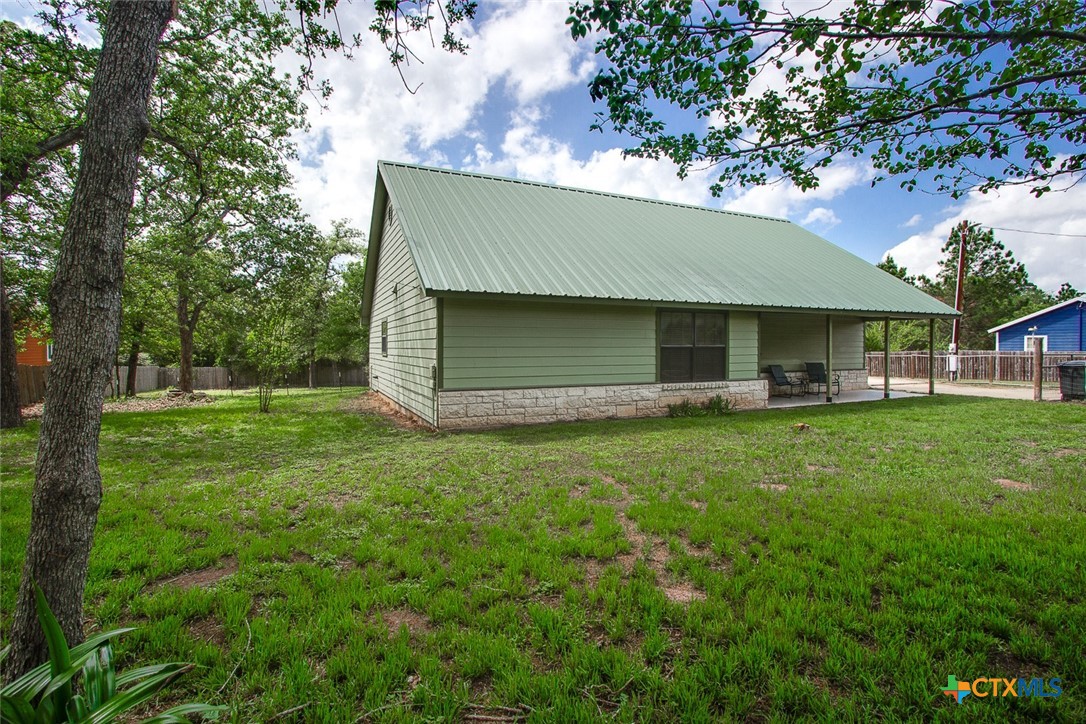 134 High Timbers Road Bastrop, TX 78602 - Photo 5 of 31