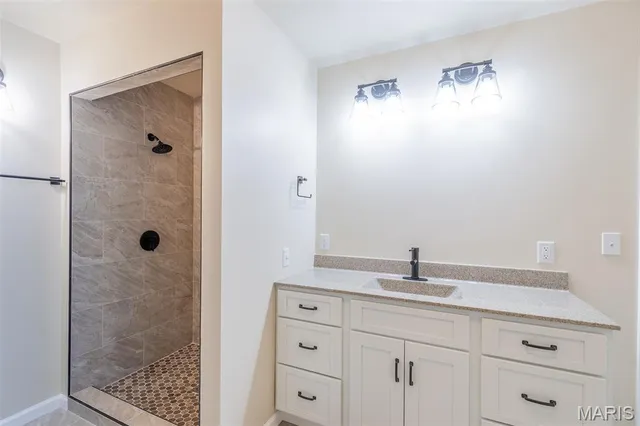 $549,000 | 5705 Lake Front Drive, Poplar Bluff, MO 63901