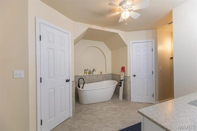 $549,000 | 5705 Lake Front Drive, Poplar Bluff, MO 63901