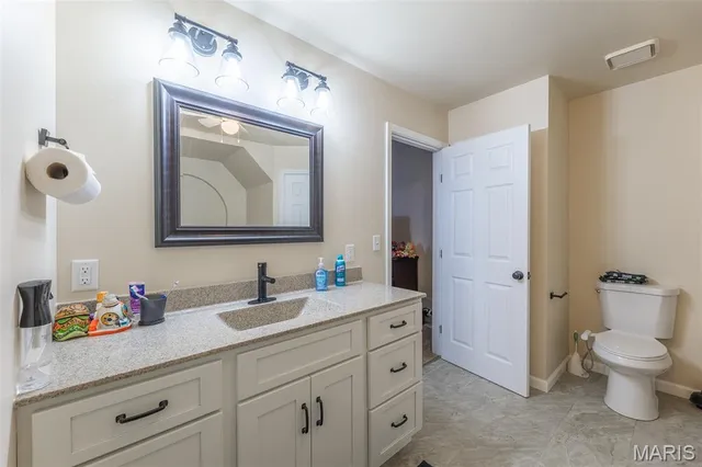 $549,000 | 5705 Lake Front Drive, Poplar Bluff, MO 63901